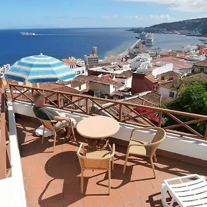 https://apartamentos-montecristo.in-canary-islands.com