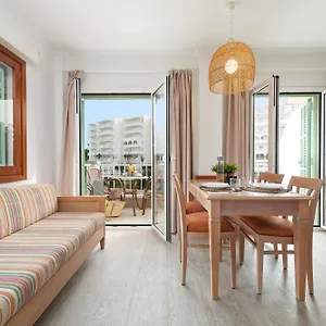 https://apartamentos-playa-marina.balearic-islands.net